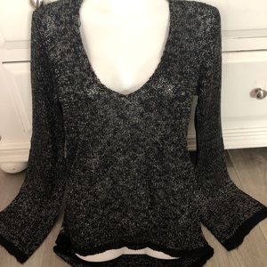 Zara v neck sweater S oversized new